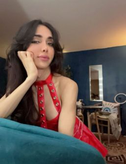  , , +7 (987) 634-8930